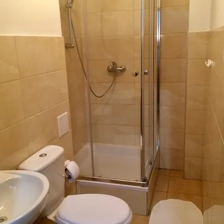 Hostel Dom Franciszkański San Antonio *